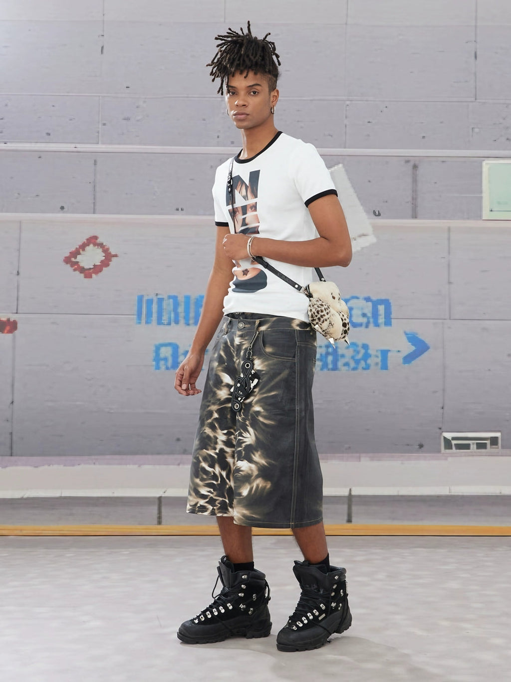 RAZOR GRAPH DENIM SHORTS