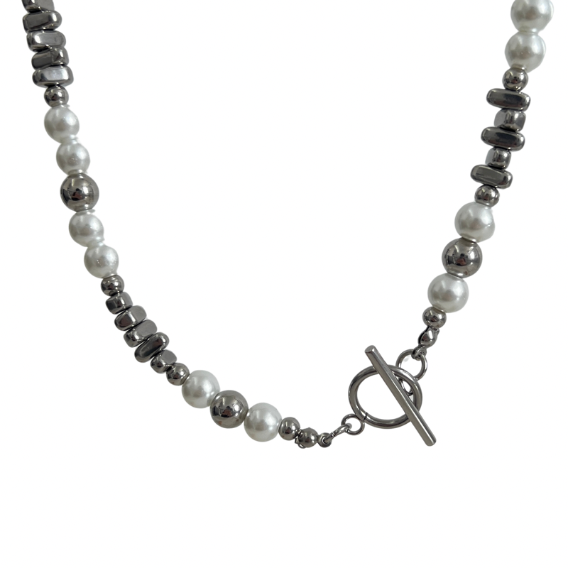 MONELA NECKLACE