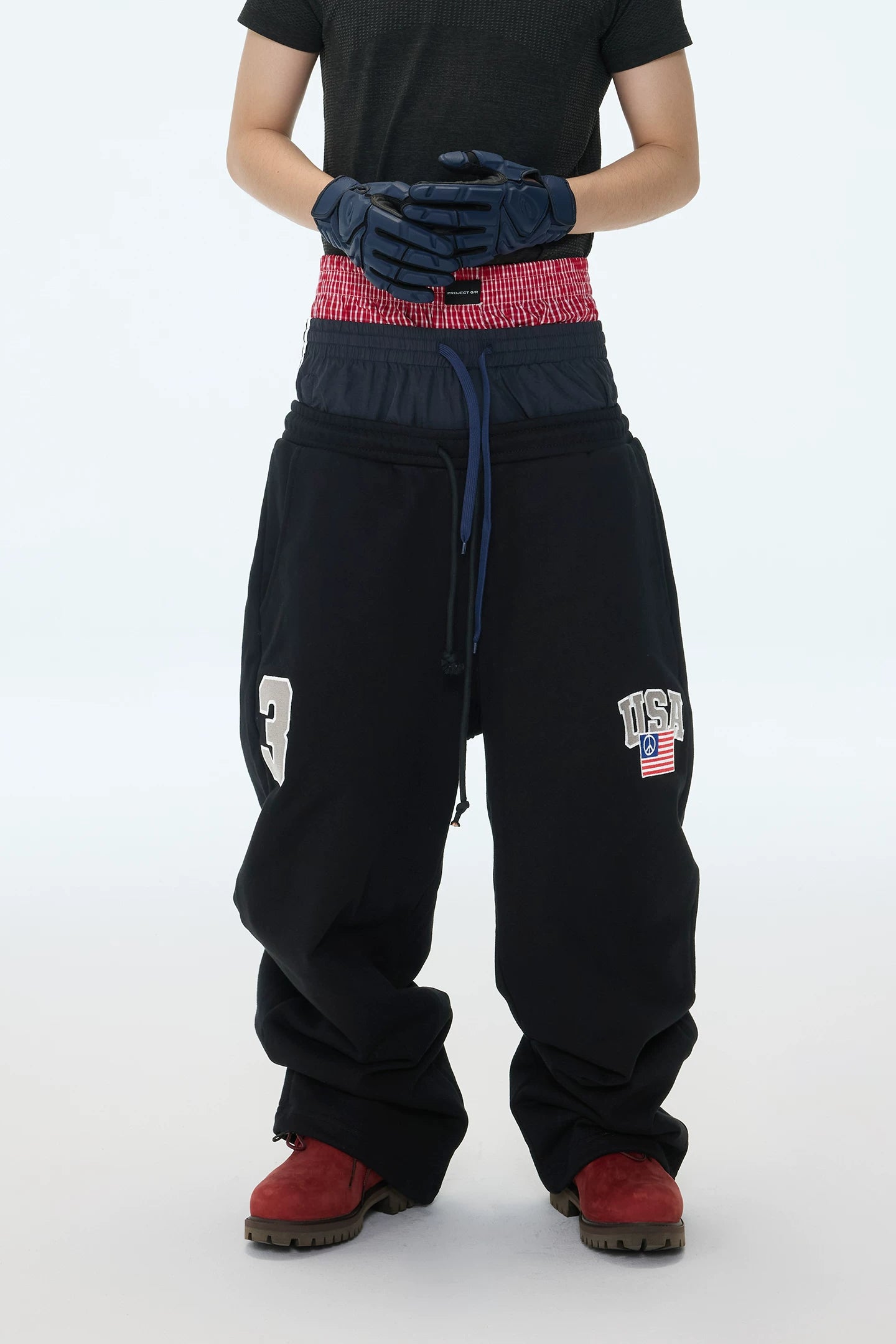 KAURVETH SWEATPANTS