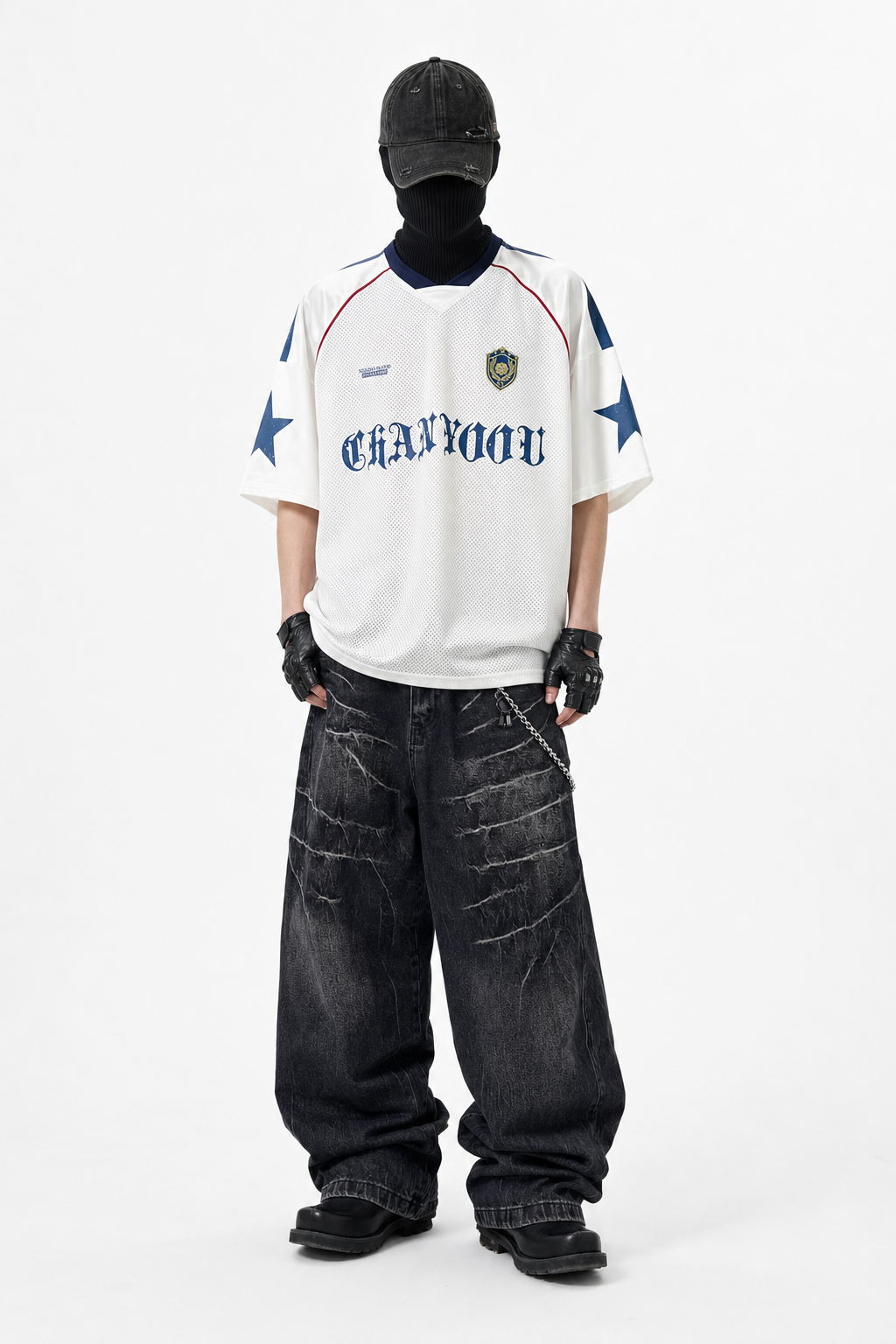 HALKREN FOOTBALL TEE × RAVAGE LOOSE DENIM PANTS コーディネート