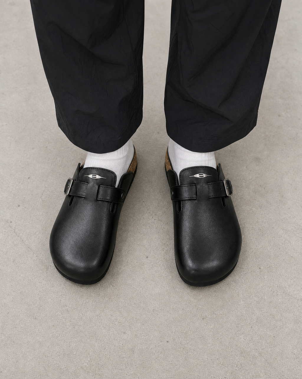 BERVIK BUCKLE MULE 着用イメージ