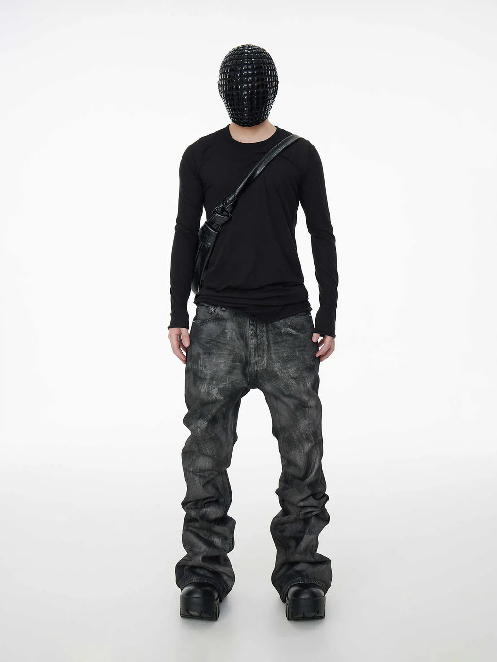 CARBON JEANS
