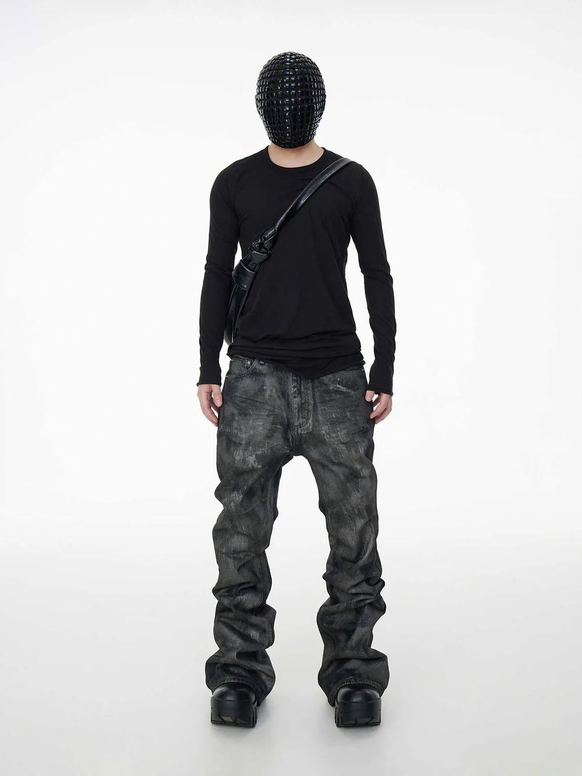 CARBON JEANS