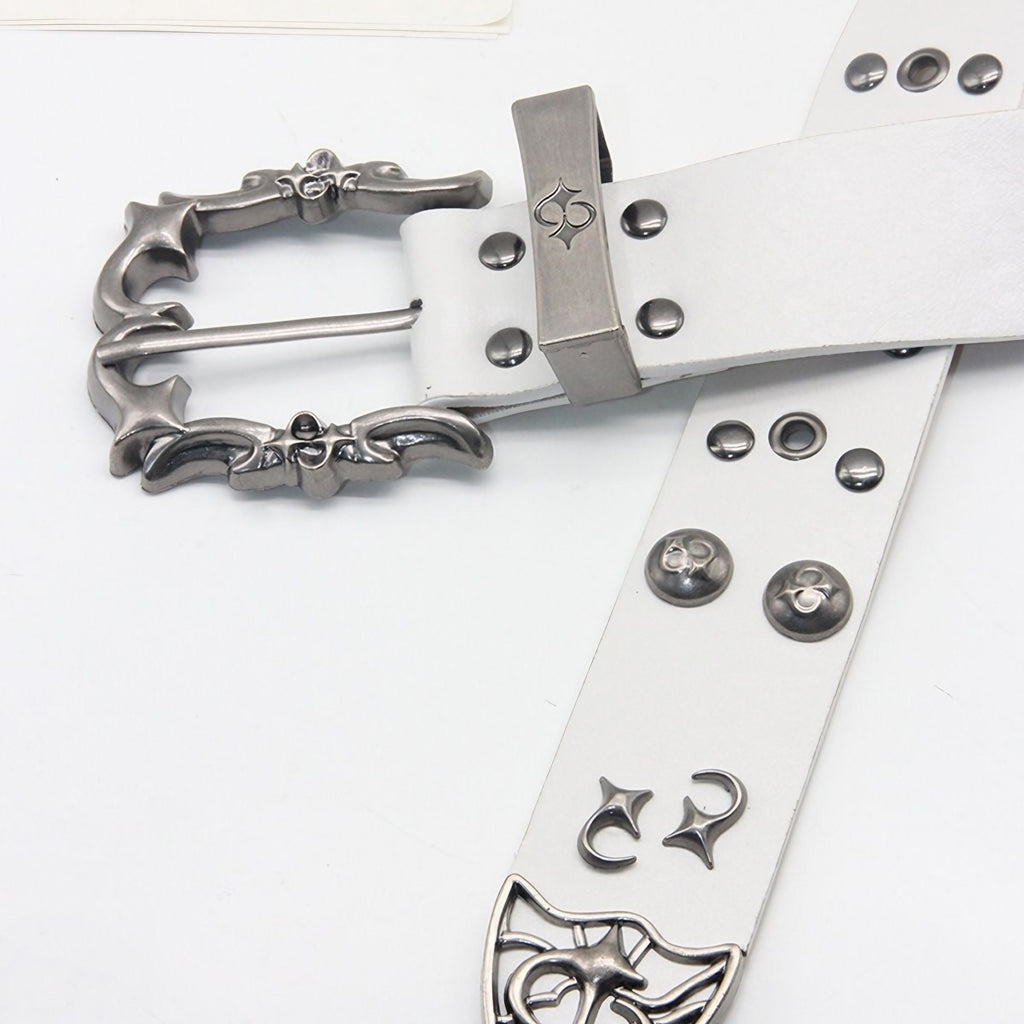 CRESCENT FANG STUDDED BELT