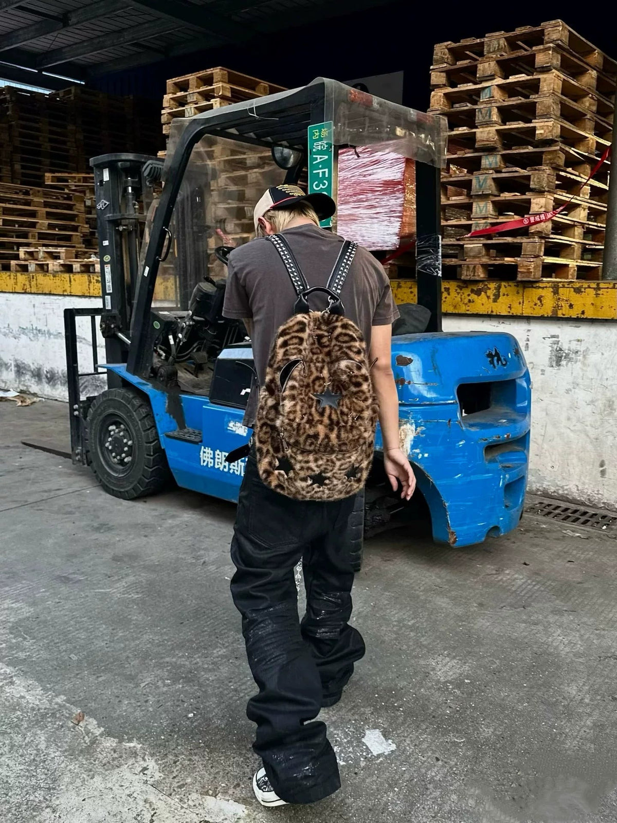LEOPARD FUR STAR STUD BACKPACK