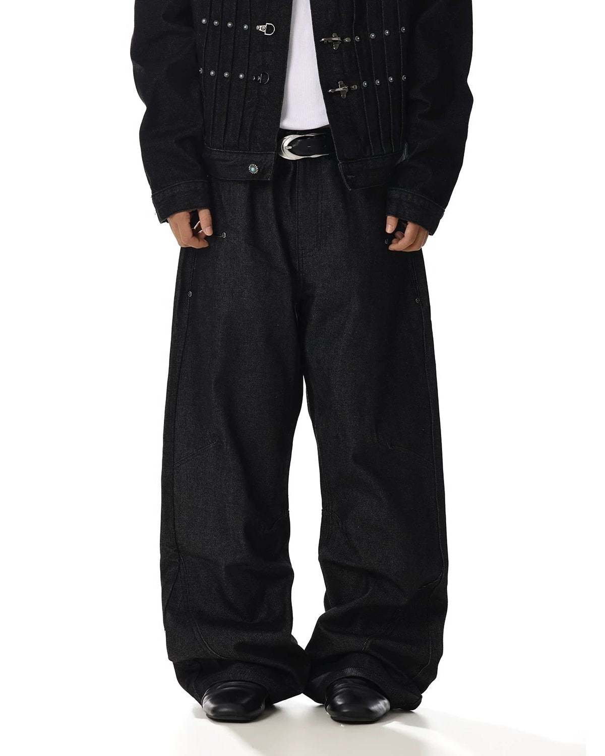 PLAIN BLACK BAGGY DENIM