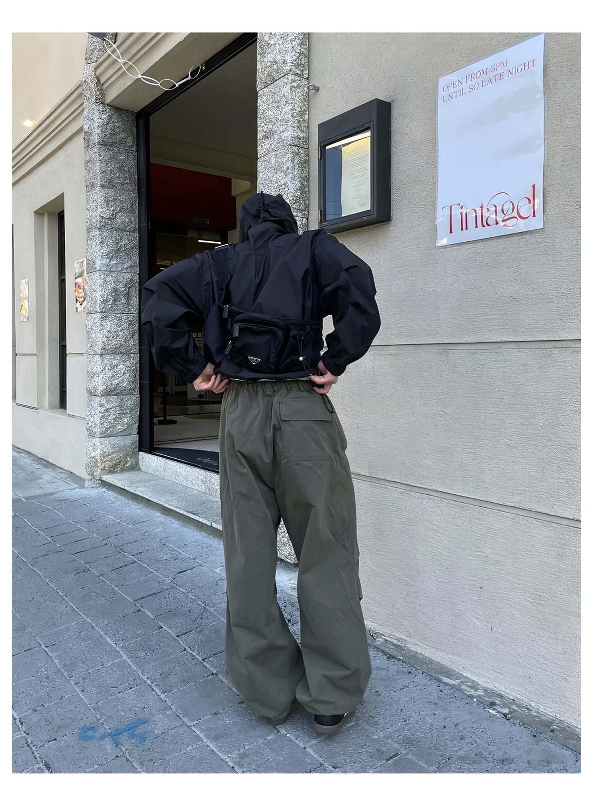 SPECTER HOOD SHELL JACKET