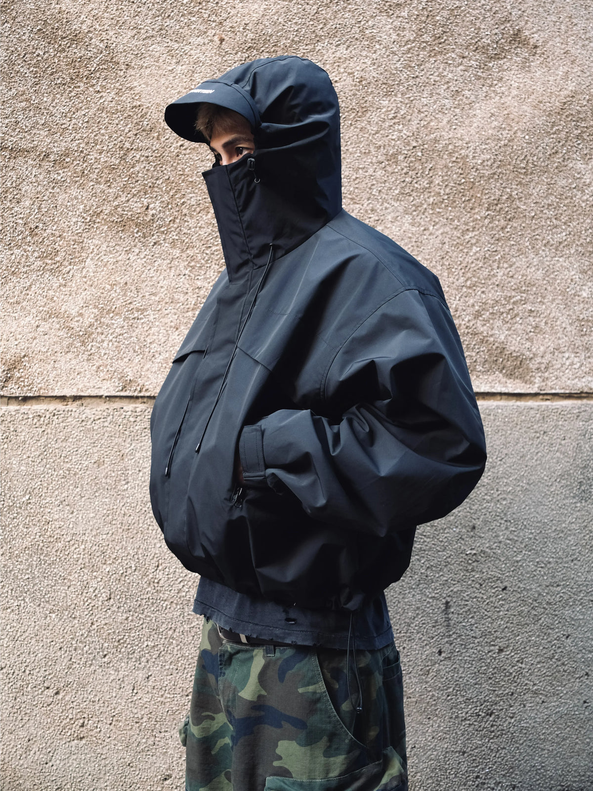 SPECTER HOOD SHELL JACKET
