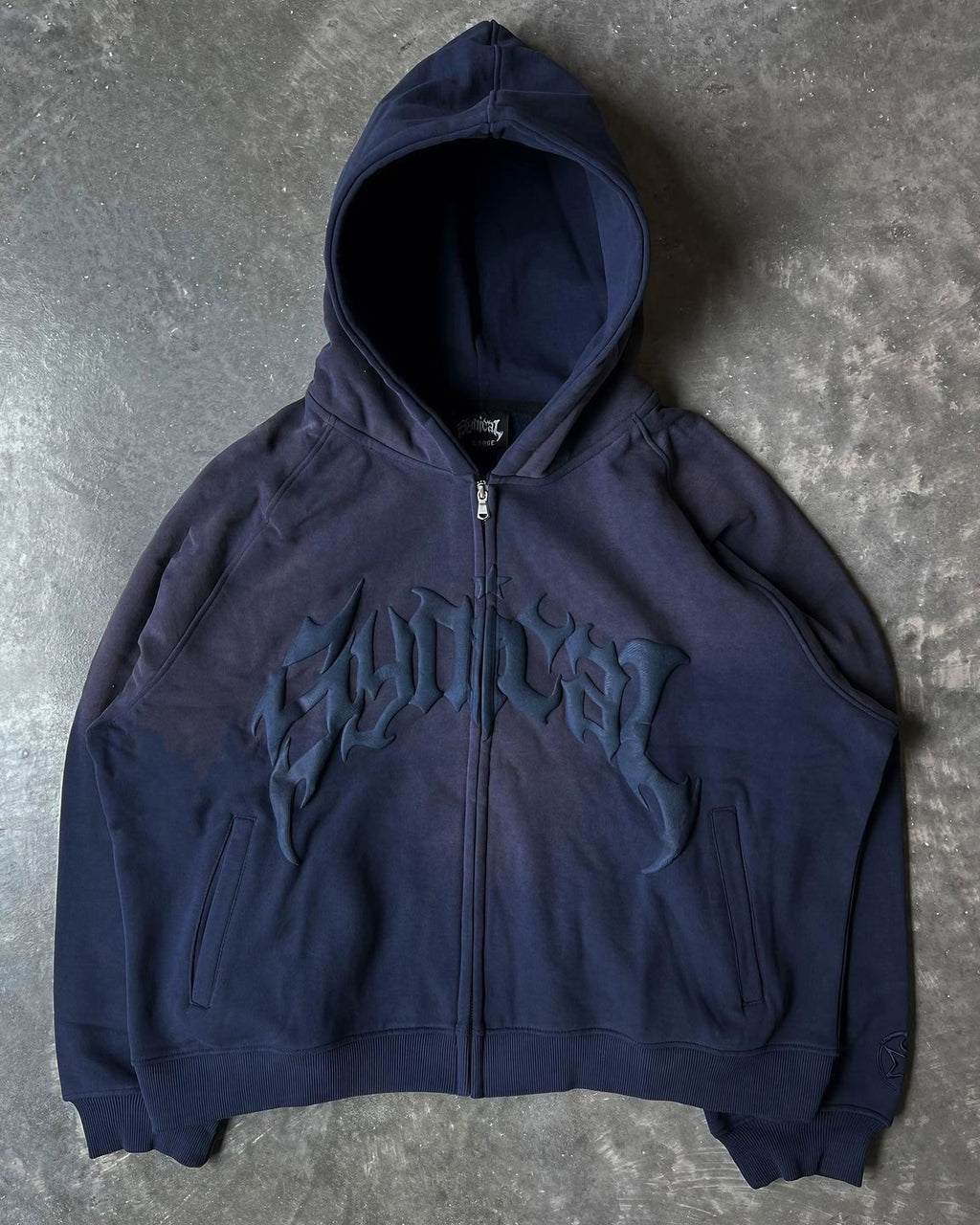 TRIBAL LOGO ZIP HOODIE